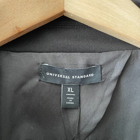 Universal Standard | New Black 3 Button Blazer - XL - Picture 4 of 13